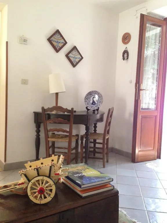 Appartamento Cortile Via Sales 11 Erice 0*,  Italia